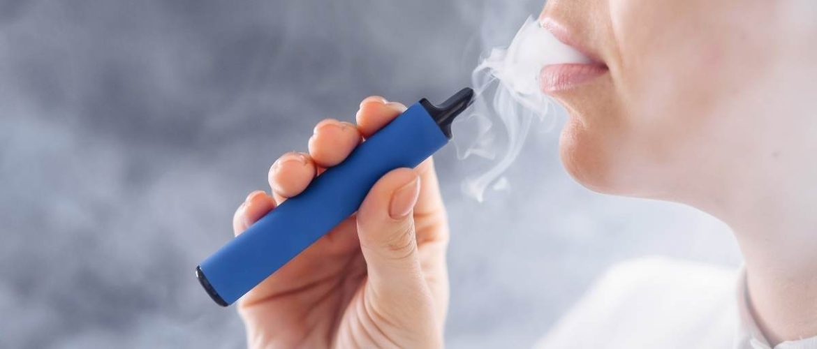 These Are the 4 Types of People Who Should Buy Disposable Vapes